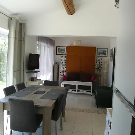 Locations Des Alpilles Apartment Saint-Remy-de-Provence Exterior photo