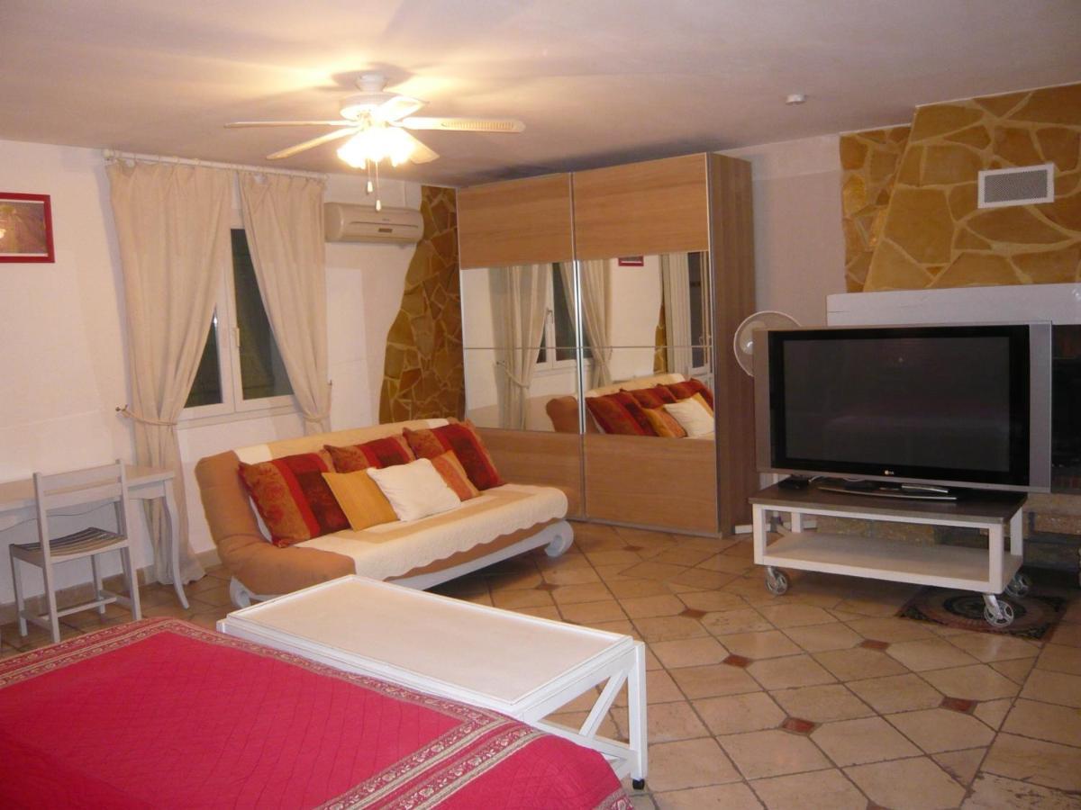 Apartment Locations Des Alpilles Saint-Remy-de-Provence