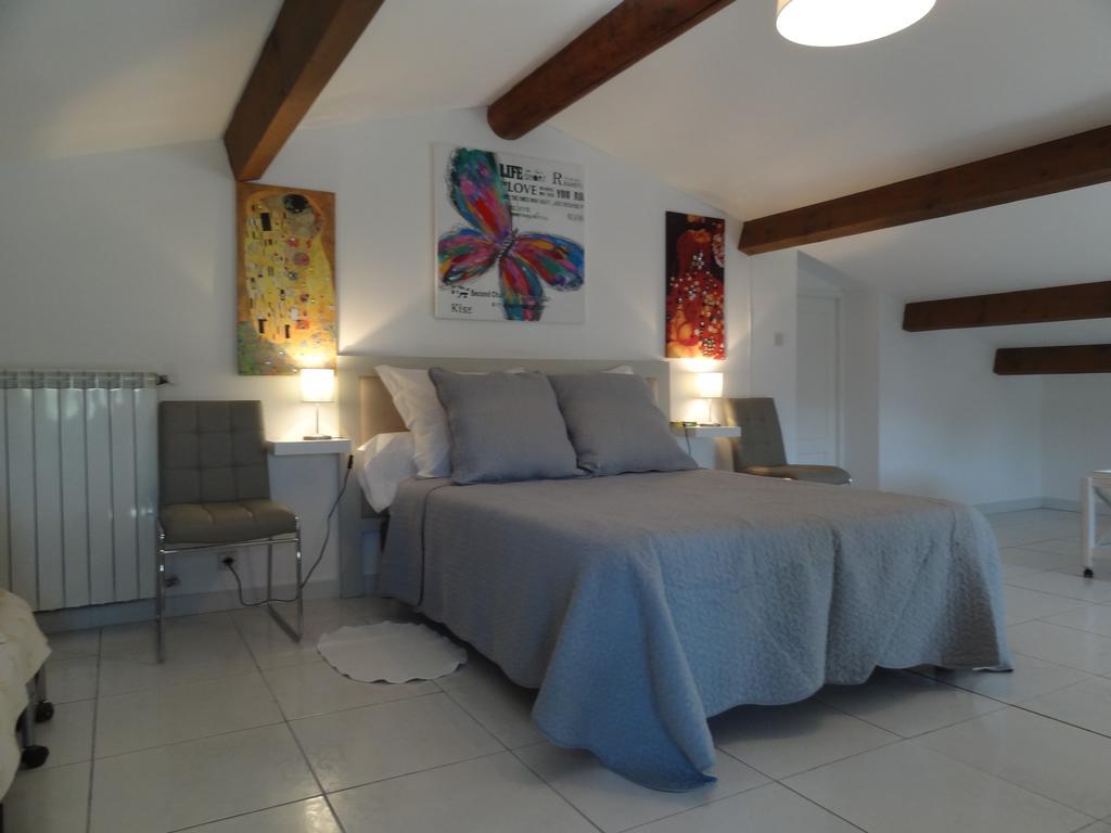 Locations Des Alpilles * Saint-Remy-de-Provence