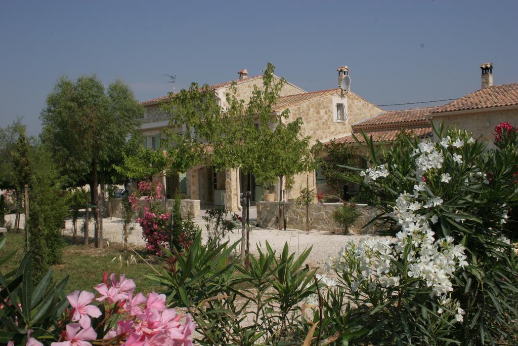 Apartment Locations Des Alpilles Saint-Remy-de-Provence