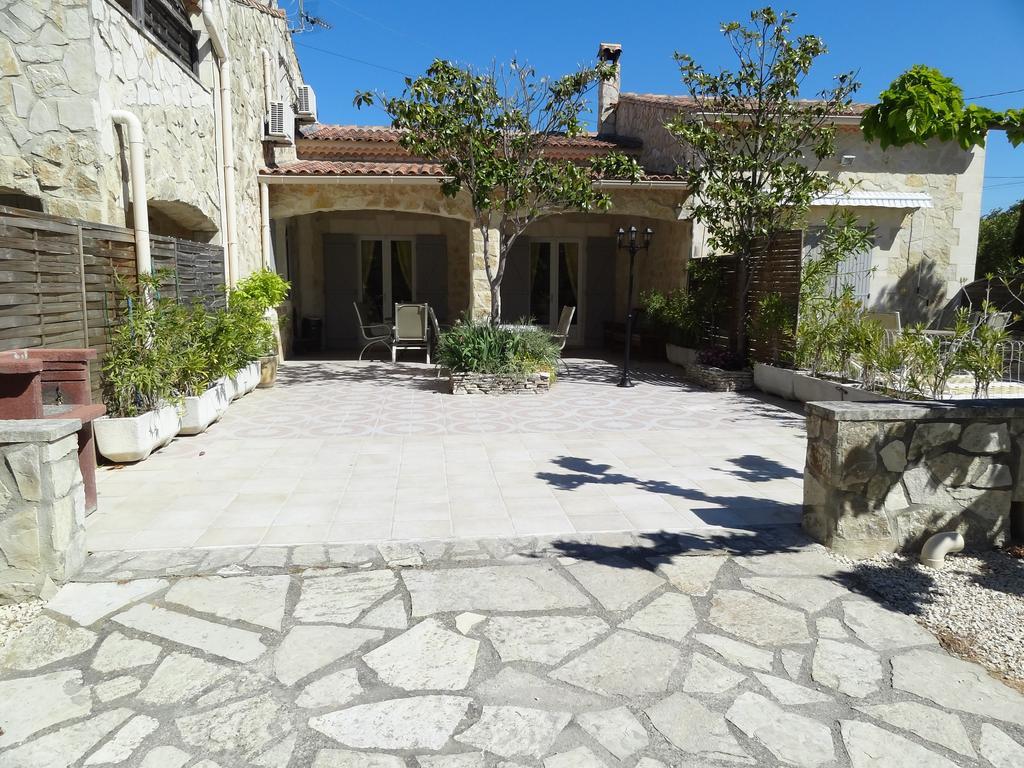 Apartment Locations Des Alpilles Saint-Remy-de-Provence