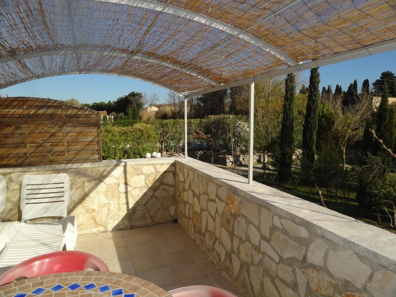 Apartment Locations Des Alpilles Saint-Remy-de-Provence